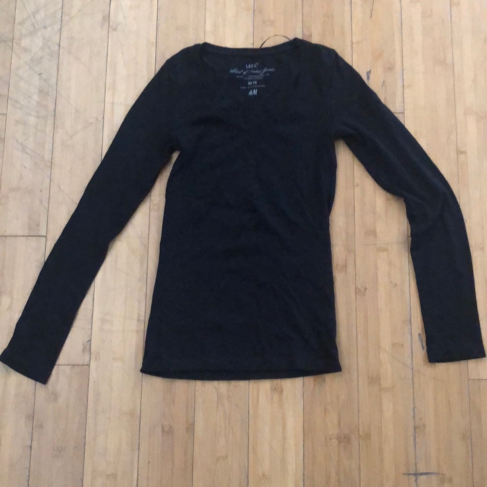 Basics: Black V-Neck Long Sleeve